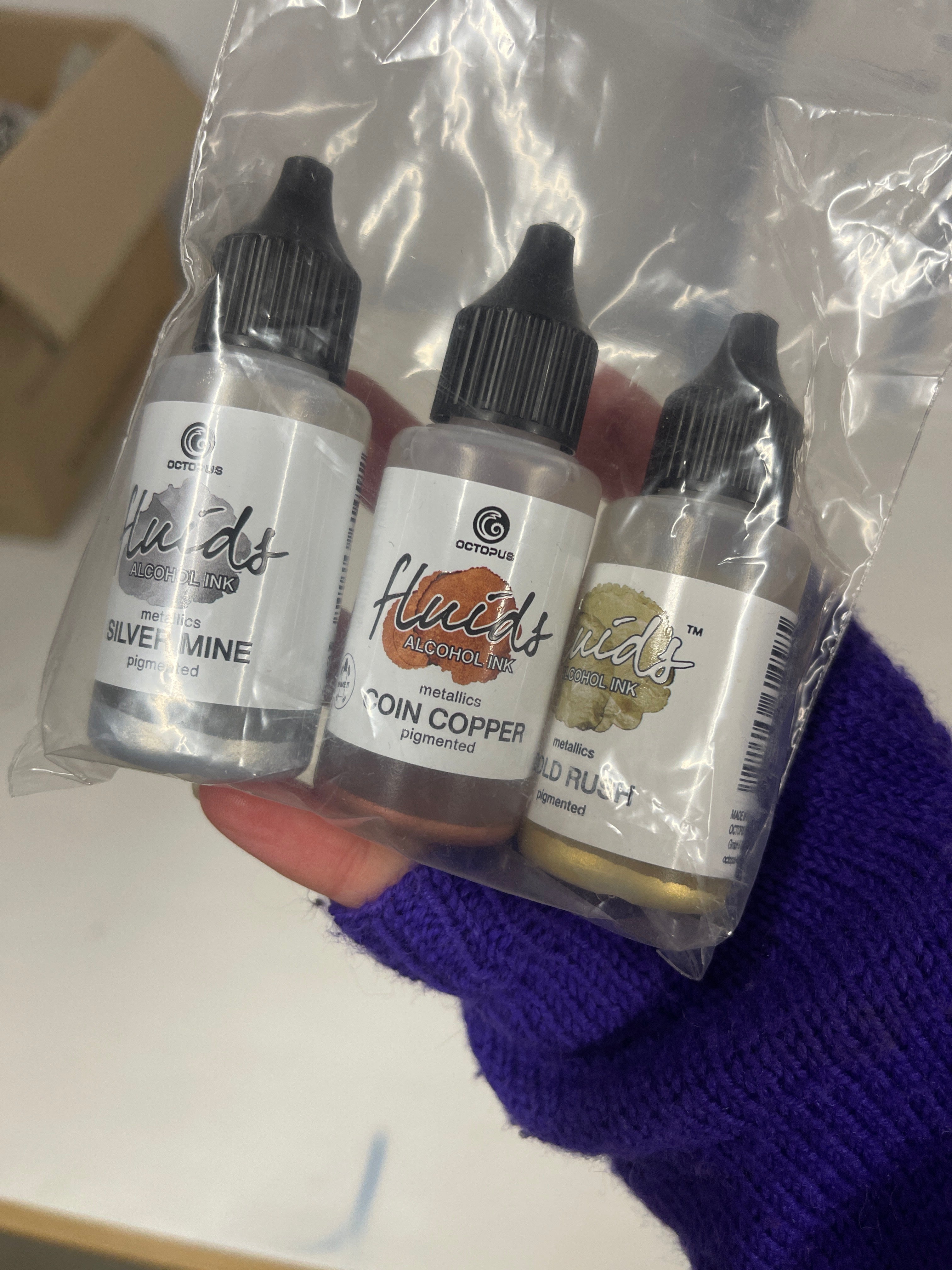 Stock restant : Encre à alcool argent, cuivre, or (30 ml)