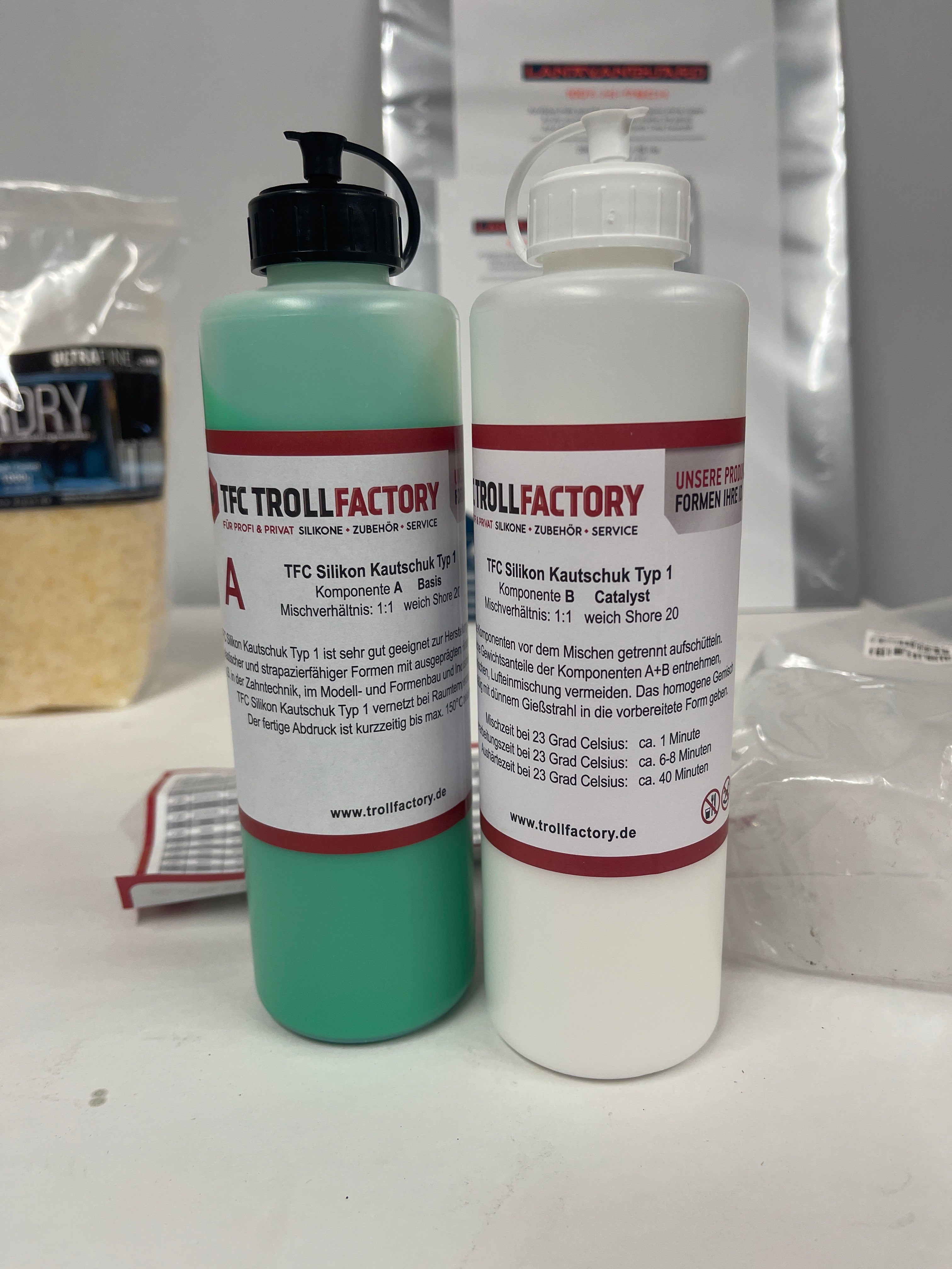 Restposten: Silikon Kautschuk Typ 1, Shore 20 (weich), 1kg