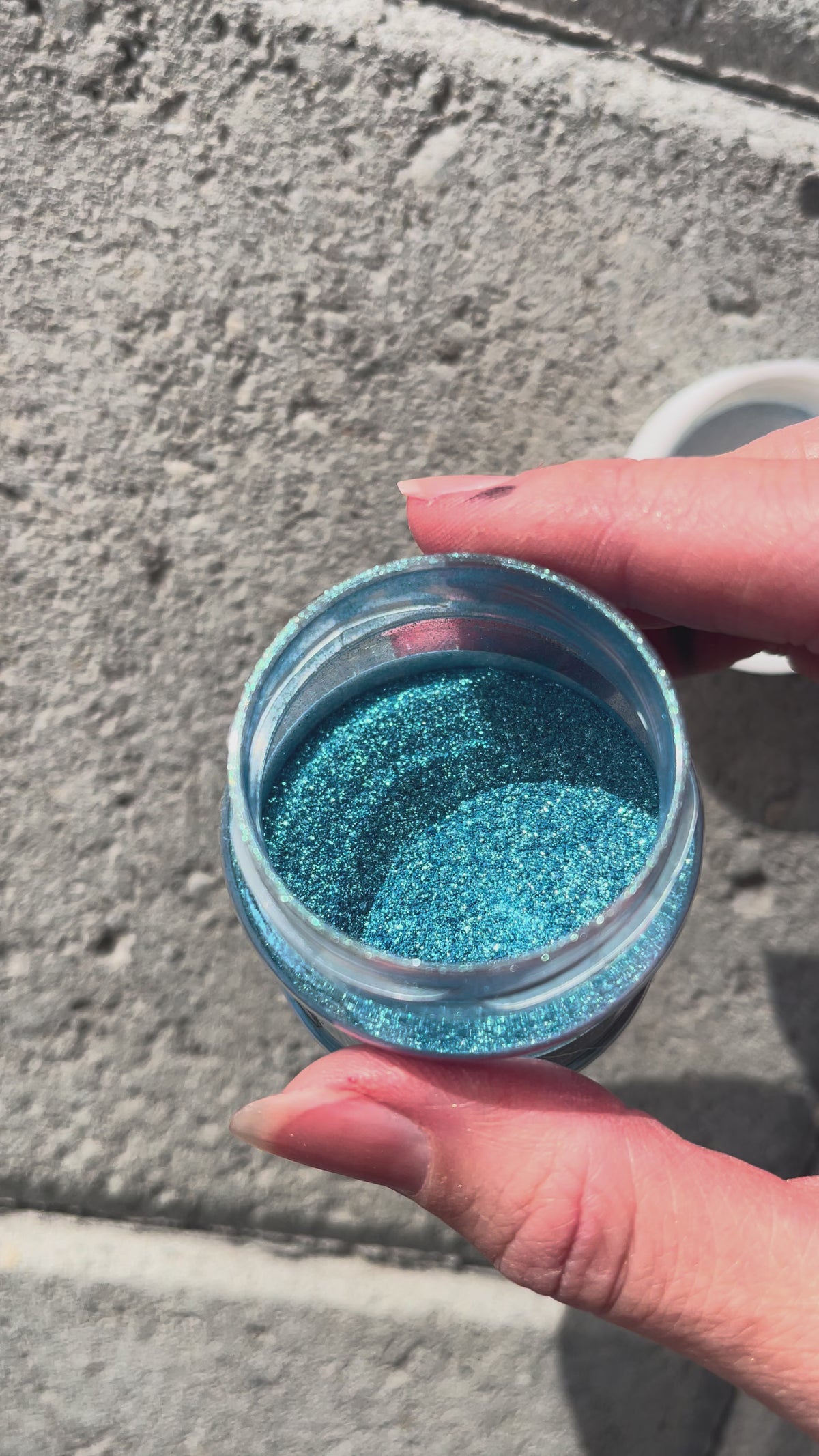 Charger la vidéo: Pigment à effet «Meeresleuchten»